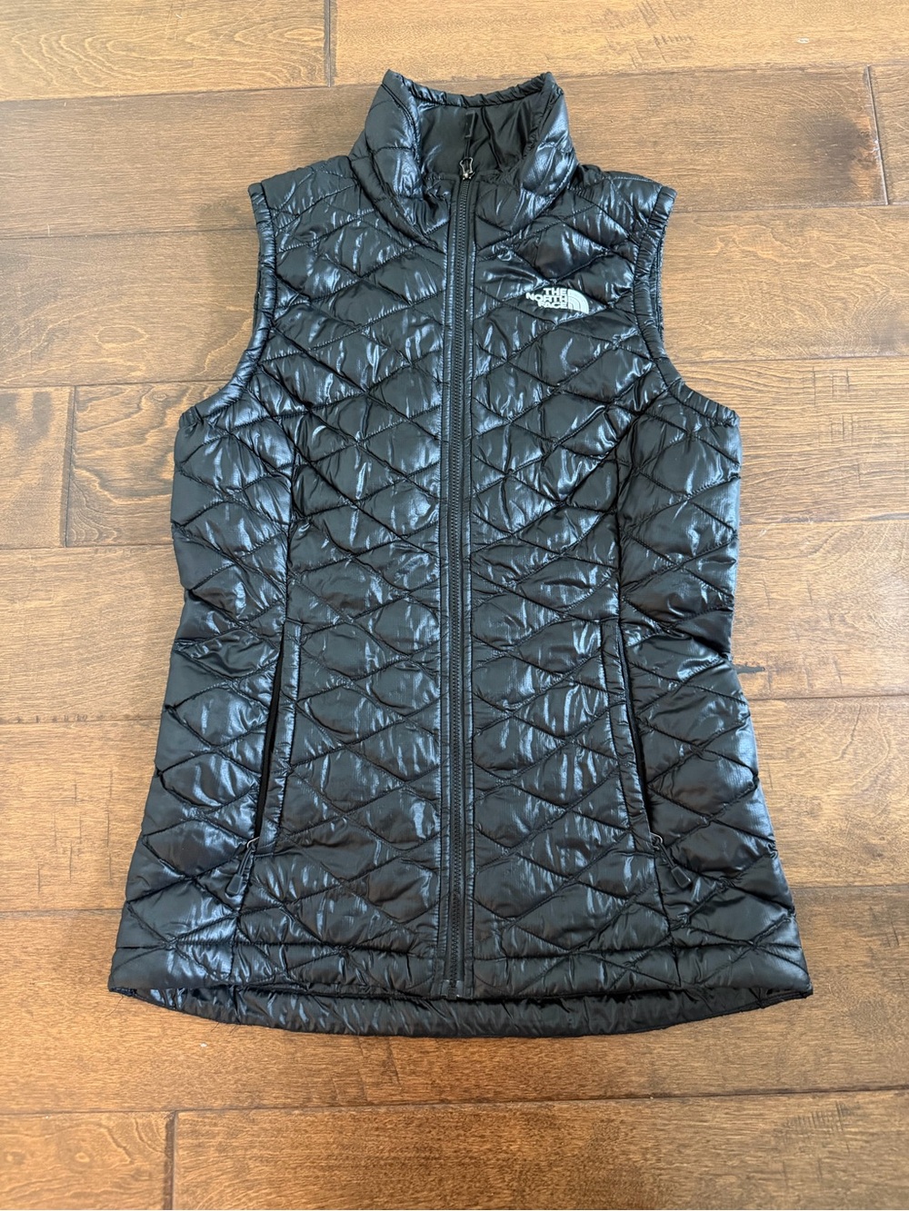 The North Face Women’s Thermoball Vest in Black - Lightweight Packable Vest